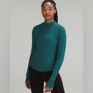 Like new lululemon top